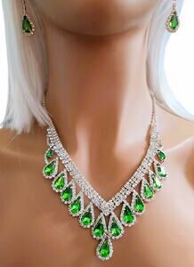 Jewelry Set Necklace, Bracelet & Earrings Elegant Set 3-pcs Green Rhinestones